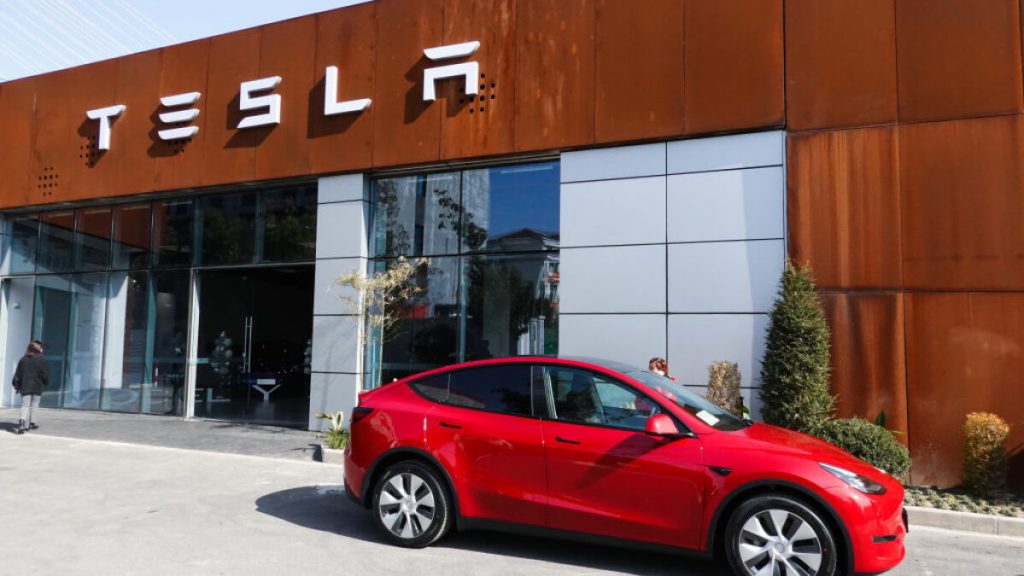 Tesla recalls 285,000 cars, this time over faulty cruise-control software