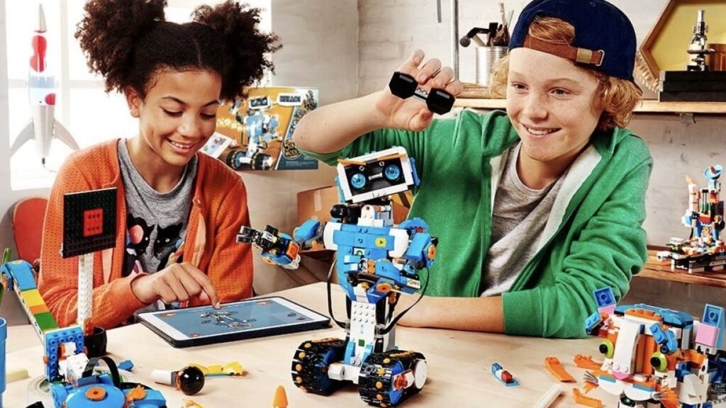 Best robot kits for the STEM-obsessed