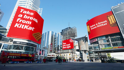 KitKat Canada takeover at Yonge-Dundas Square (CNW Group/Nestle Canada Inc.)