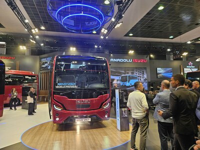 Anadolu Isuzu's Novo VOLT, its first electric midibus for the service and tourism sector, debuts at Busworld Europe 2023 in Brussels. (PRNewsfoto/Anadolu Isuzu)